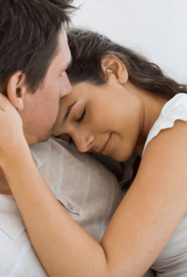 كيف يتعامل الزوج مع زوجته اثناء الدورة الشهرية