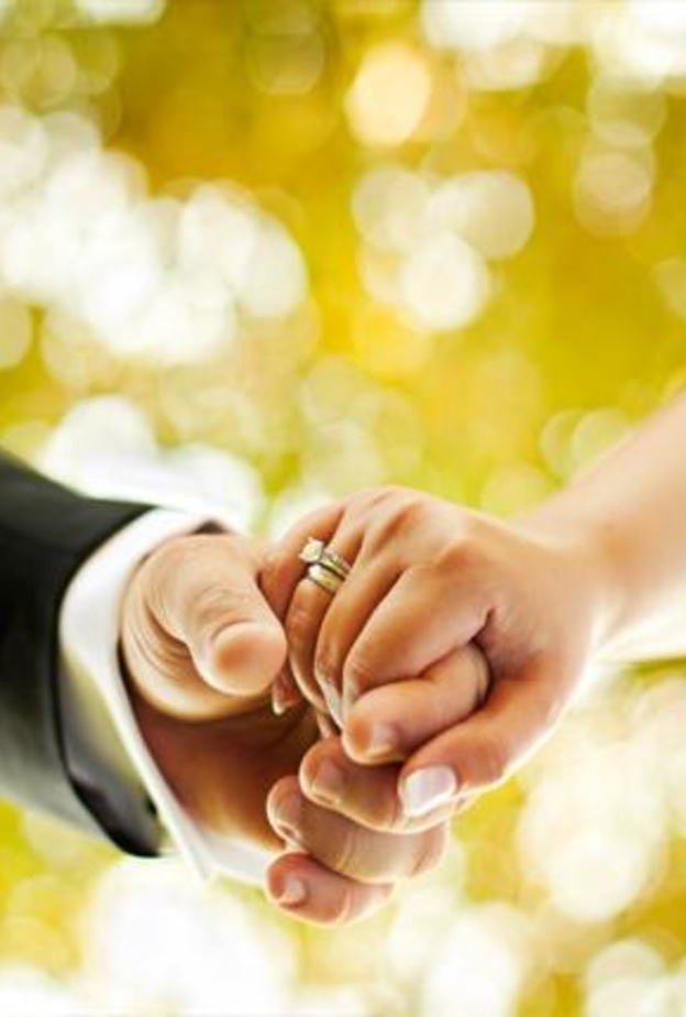 هل يستطيع ان ينسى الرجل طليقتة الاولى حتي بعد زواجة من اخرى ؟