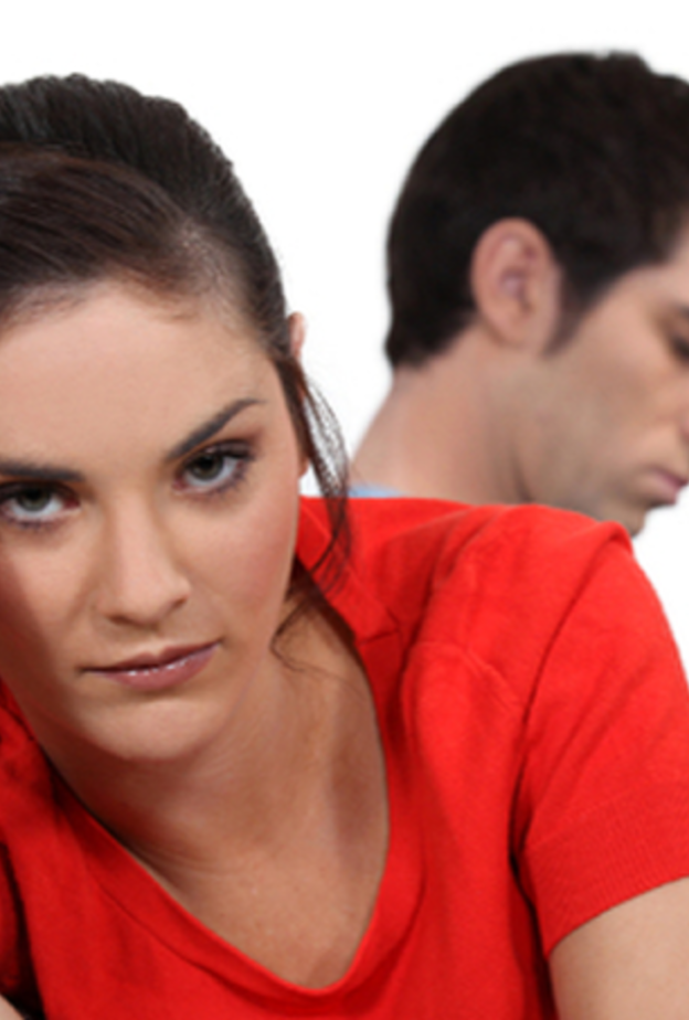 ماذا يفعل الزوج ليجعل زوجته في حاله مزاجيه مريحه