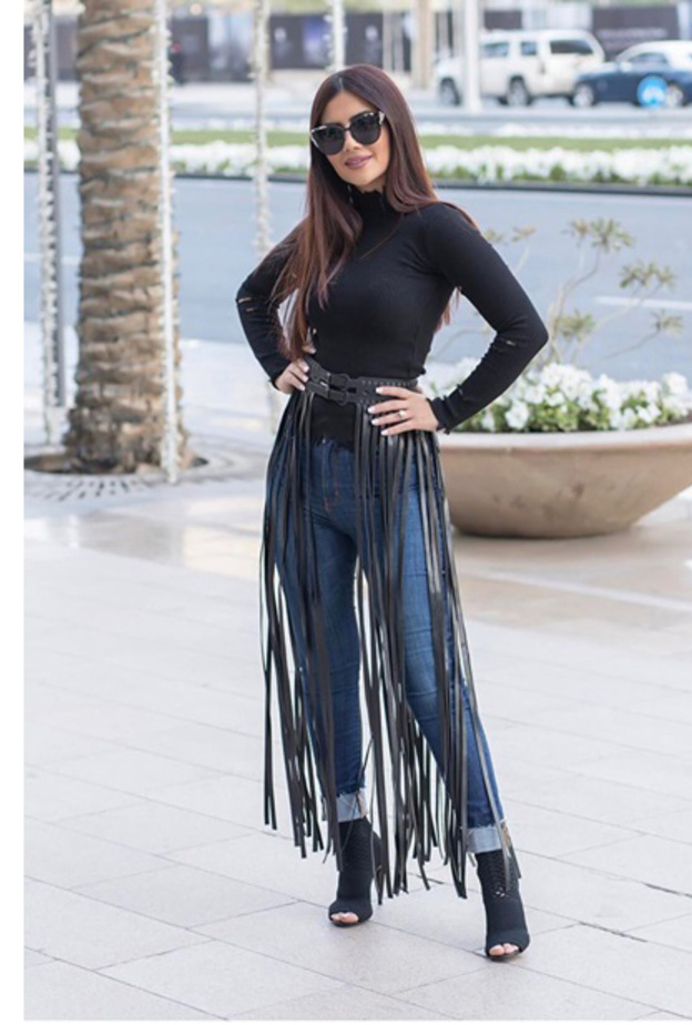 ازياء 2017 مع أحزمة الشراريب بأسلوب الفاشينيستا العراقية ديما الاسدي