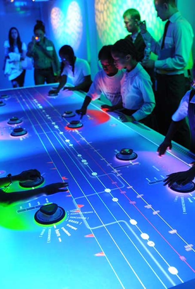 من Sony Wonder Technology Lab