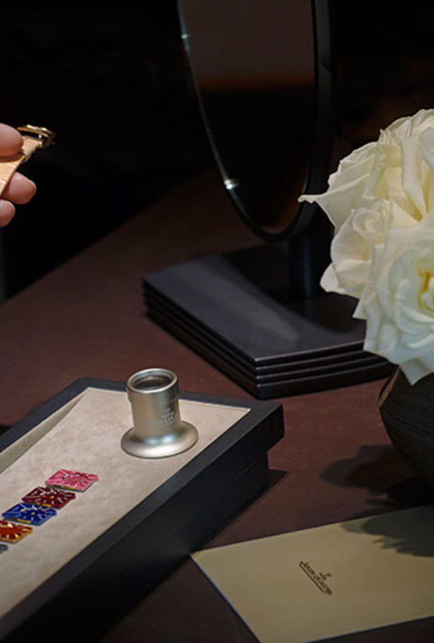 آتوليه ريفيرسو من Jaeger LeCoultre.. فرصة تخيل ساعتك الخاصة