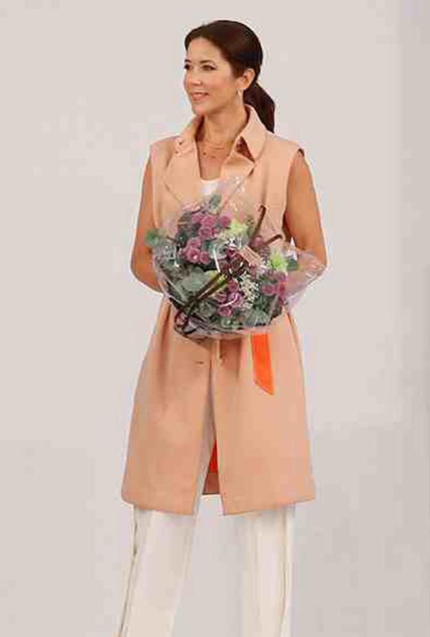 كيت لم تعد تجدد اطلالاتها