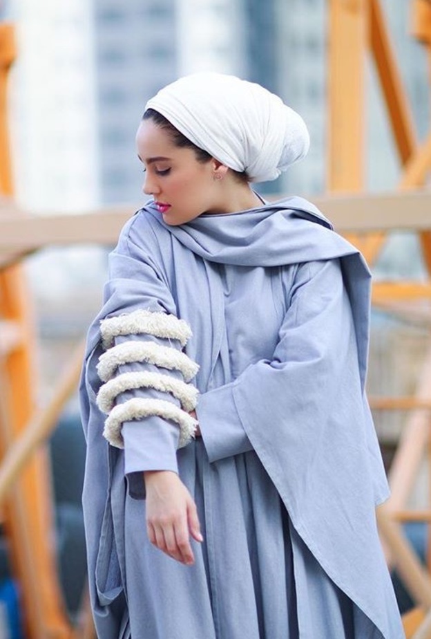 آسيا الكويتية بصورة أخرى باللون الأزرق