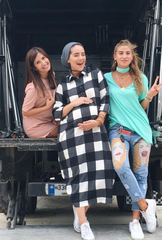 آسيا عاكف Ascia Akf تختار موضة الكارو