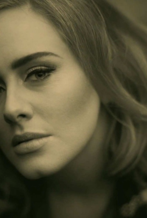 أديل فى كليب