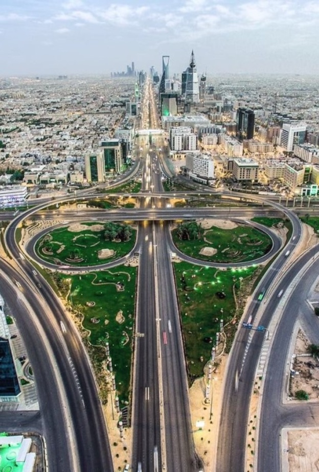 أسواق الرياض بتصميم حضاري نموذجي