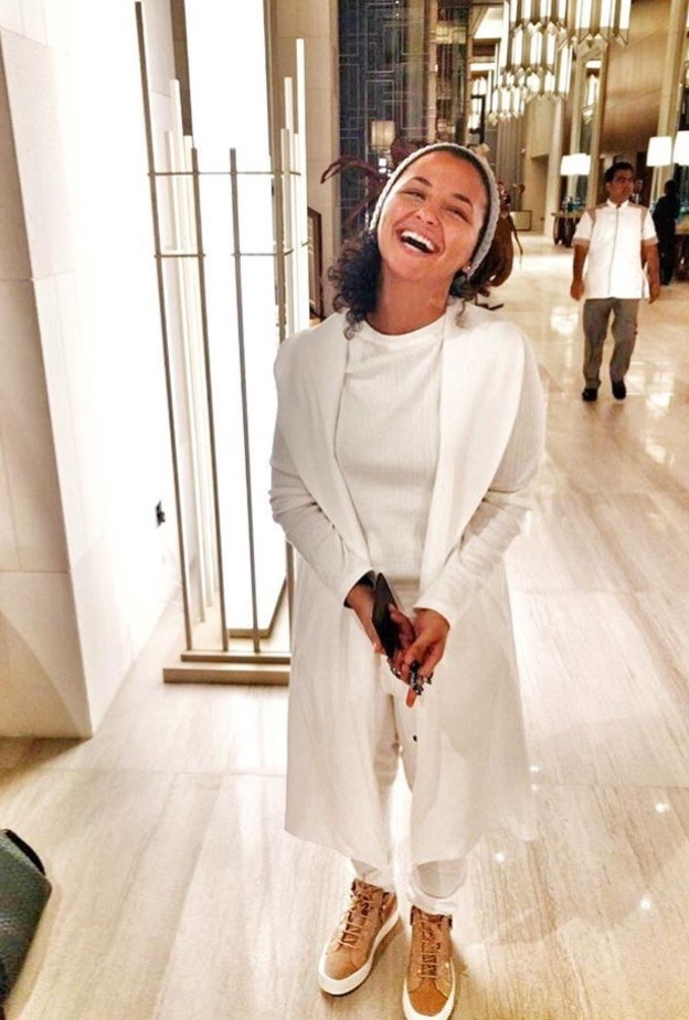 أضوى الدخيل تعشق السفر و الموسيقى 