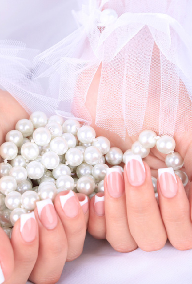 زيت الزيتون لأظافر قوية ورطبة