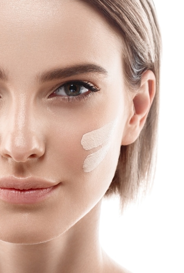 أفضل مكياج أساس كريمي لإطلالة طبيعية