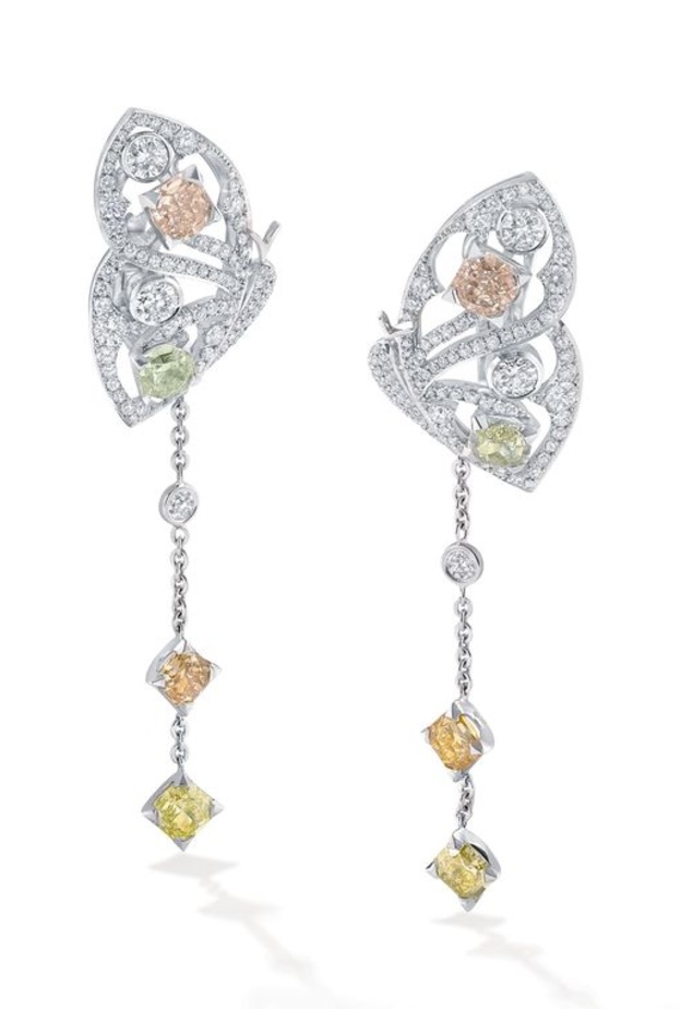 أقراط الفراشة من بودلز