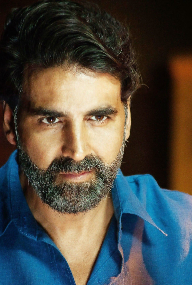 أكشاي كومار لا أتعالى على المخرجين وأنفذ ما يطلبونه