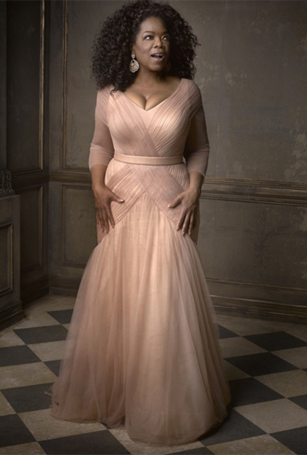   روبن روبرتس في إطلالة أنيقة من مارك بوير