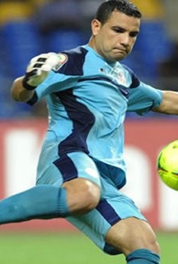 أيمن المثلوثي يعود لحراسة عرين نسور قرطاج