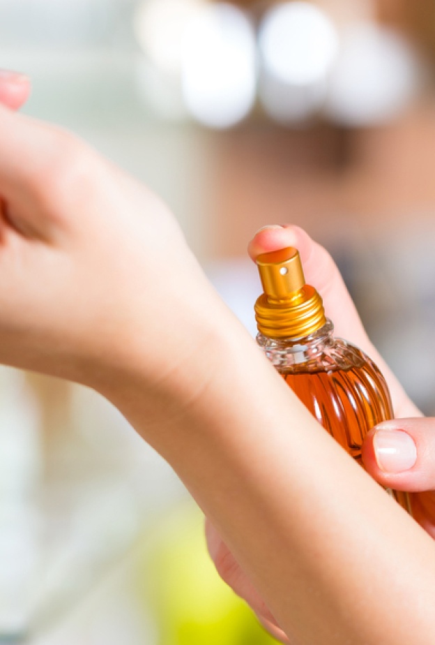 أي عطر ستهدين صديقاتك هذا العام؟