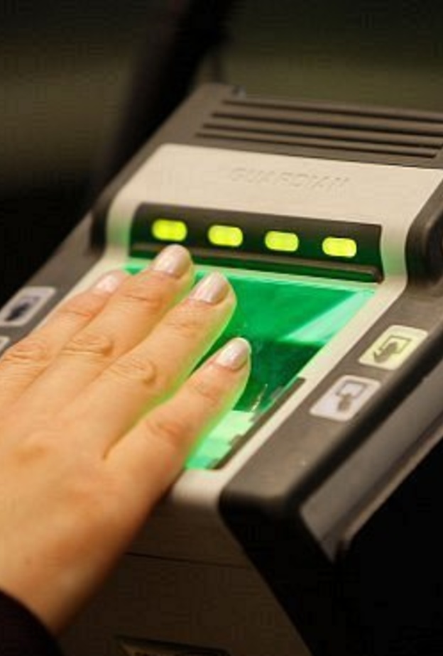 إصدار الهوية الوطنية للسعوديات بمقار عملهن