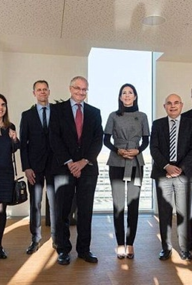 إطلالة أنيقة ومميزة للأميرة ماري Hugo Boss