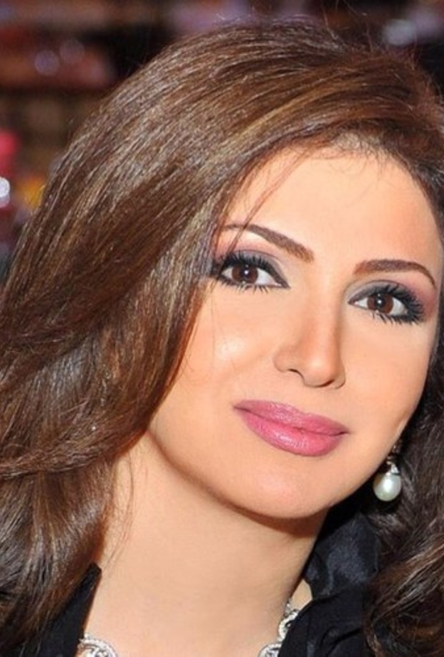 إيمان عياد من المذيعات اللواتي نجين من سرطان الثدي