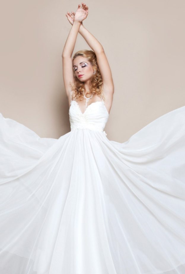 اعتني ببشرتك لتنمعي ببشرة نضرة ومشرقة