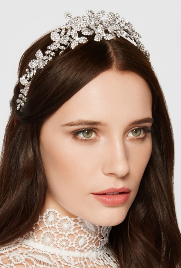 شنطة من JIMMY CHOO