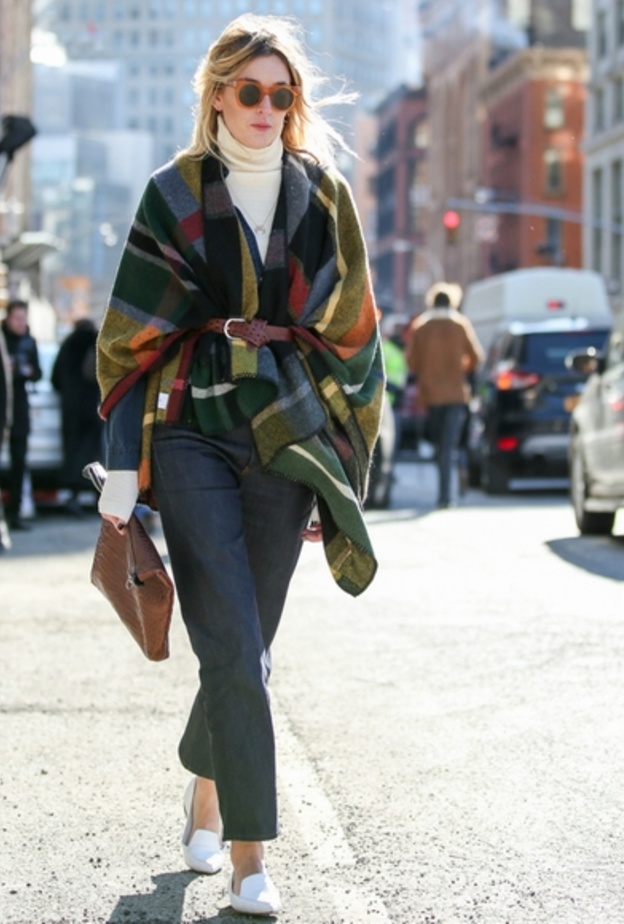 اختاري البونشو لاطلالاتك الصباحية الخريفية الأنيقة