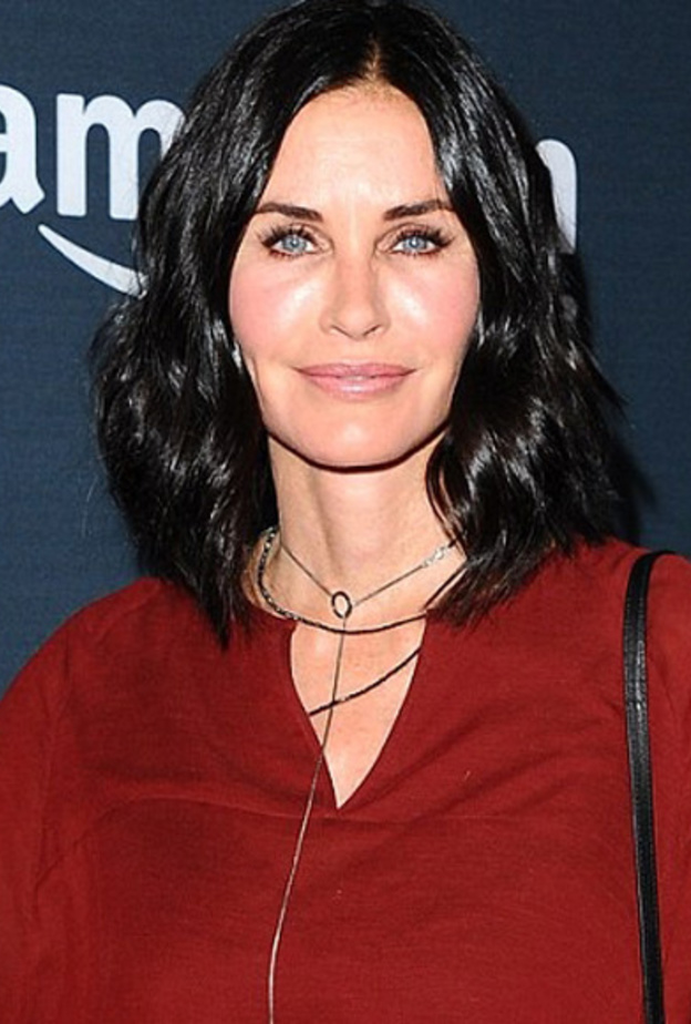 مع ابنتها كوكو وخطيبها جوني