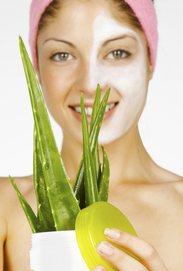  جل الألوفيرا لعلاج حب الشباب