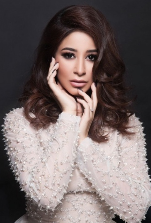 اسيل عمران نجمة كليب عالمي