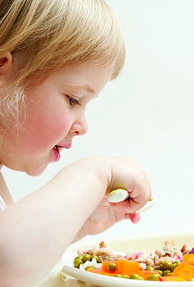 اطعمة تثير الحساسية الغذائية لدى الاطفال