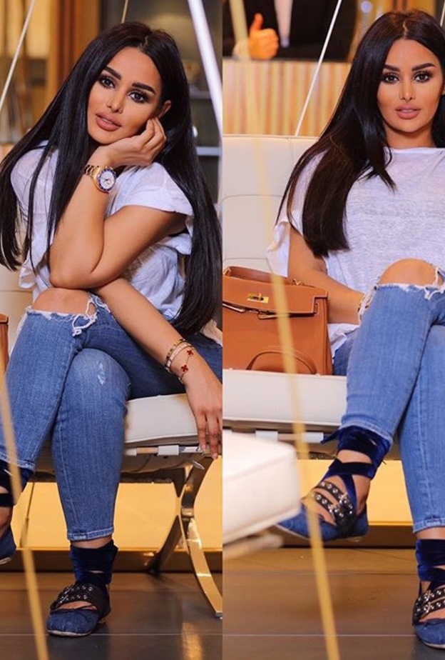 عهود باطلالة بسيطة وانيقة 