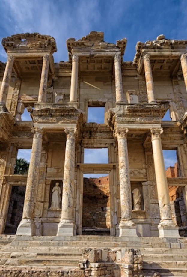 افسس واجهة التاريخ