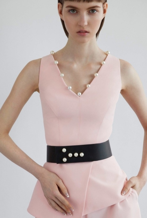 اكسسوارات الحزام مدموجة مع اللؤلؤ من دار Osman