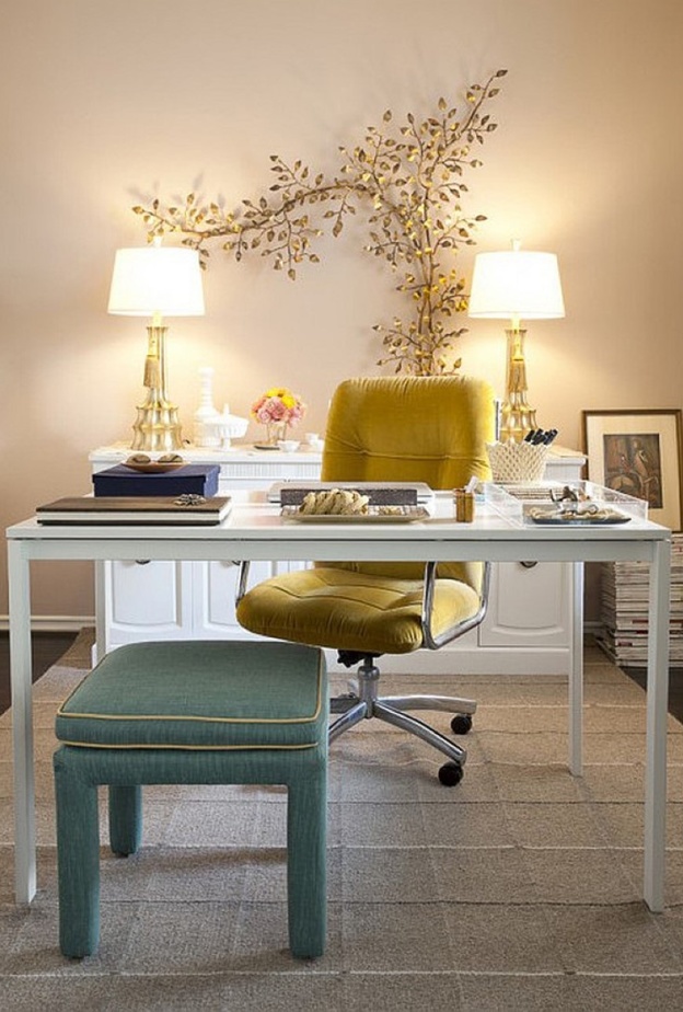 الأصفر و الأزرق خيار مختلف لغرفة كتب مميزة 