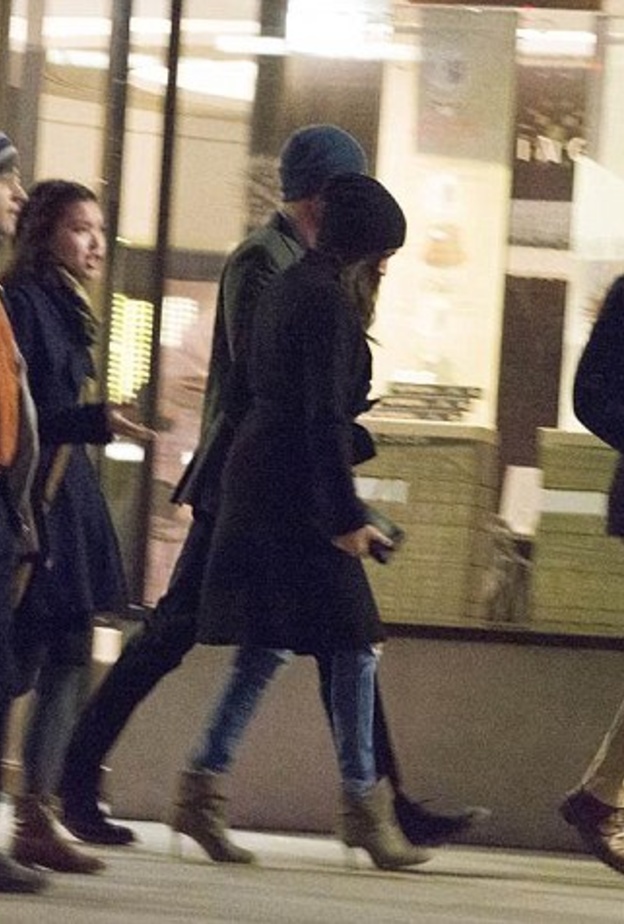 الأمير هاري يظهر علنا للمرة الأولى بصحبة ميجان ماركل