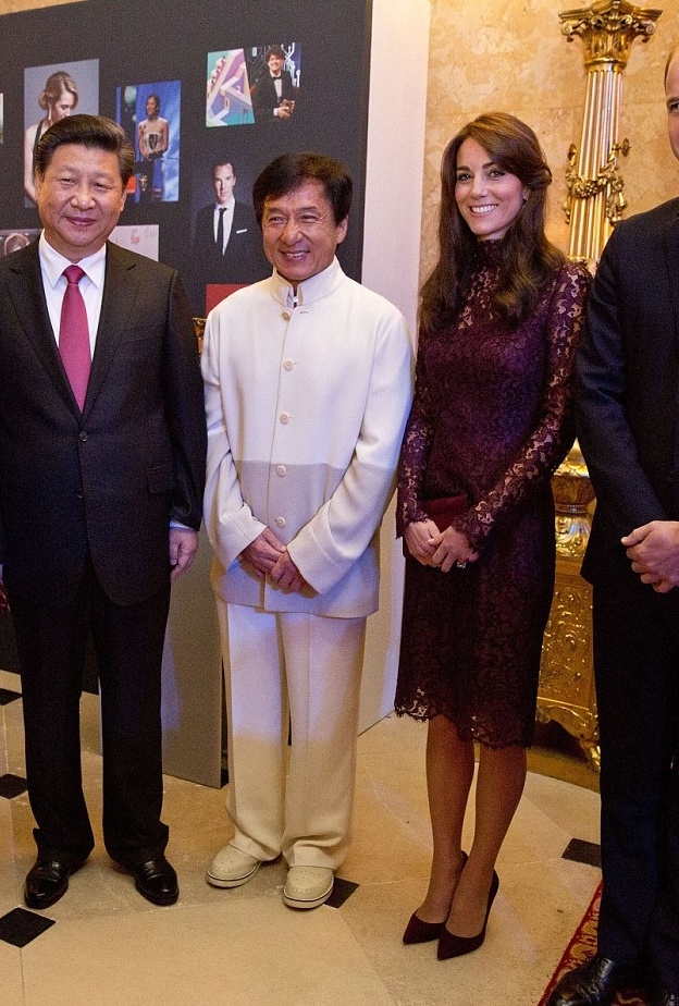 الأمير وليام وزوجته يقابلان جاكي شان