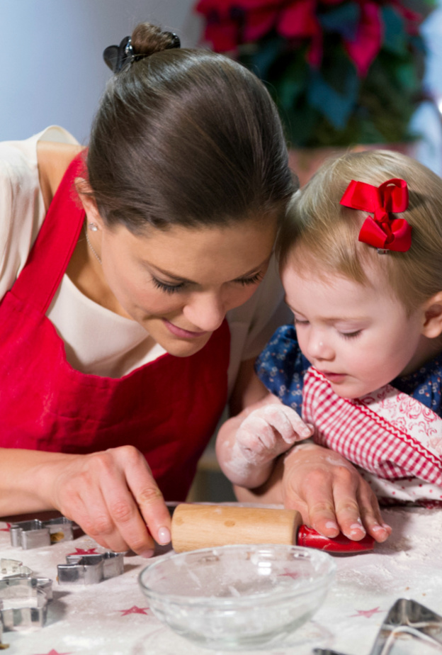 الأميرة فيكتوريا مع ابنتها استيل