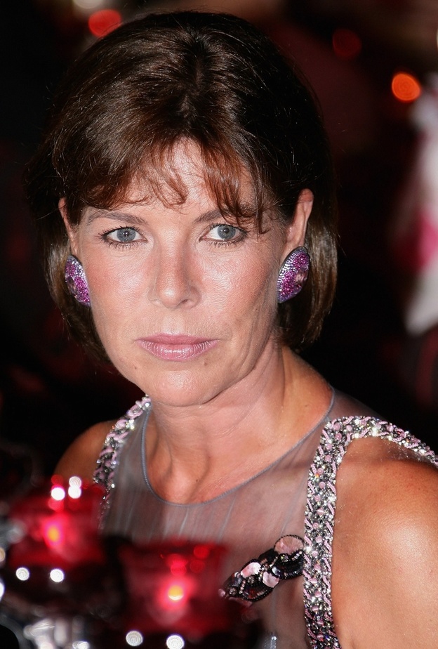 الأميرة كارولين والدة و جدة