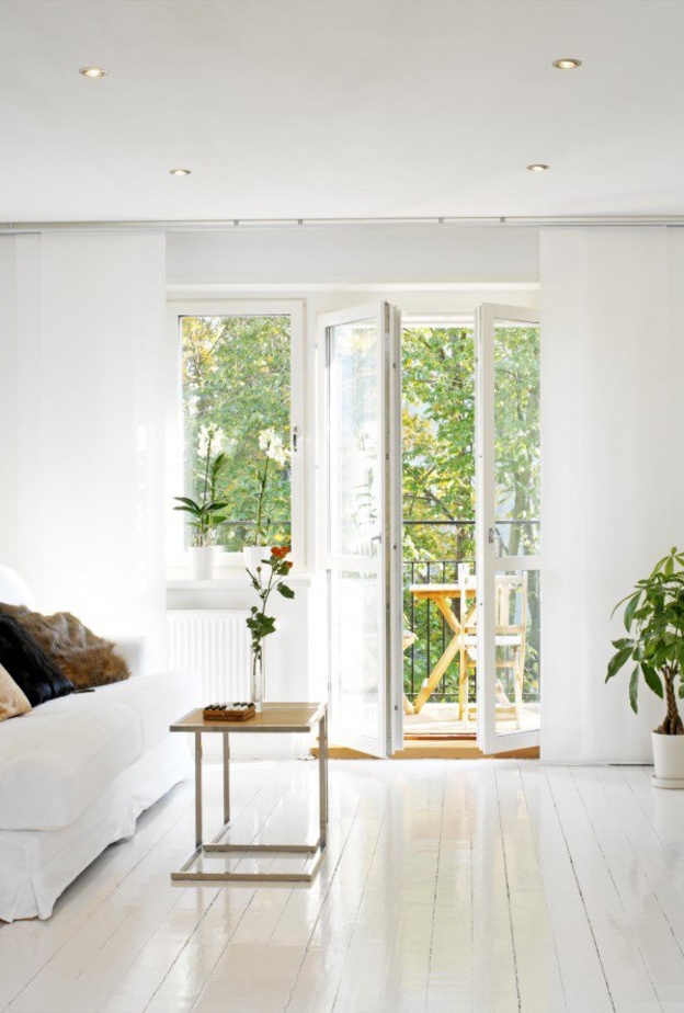 الابيض الافضل للغرف الصغيرة لاعطائها مساحة اوسع 