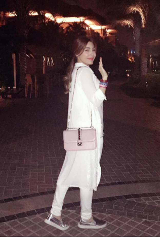 اطلالات يارا الكاجوال