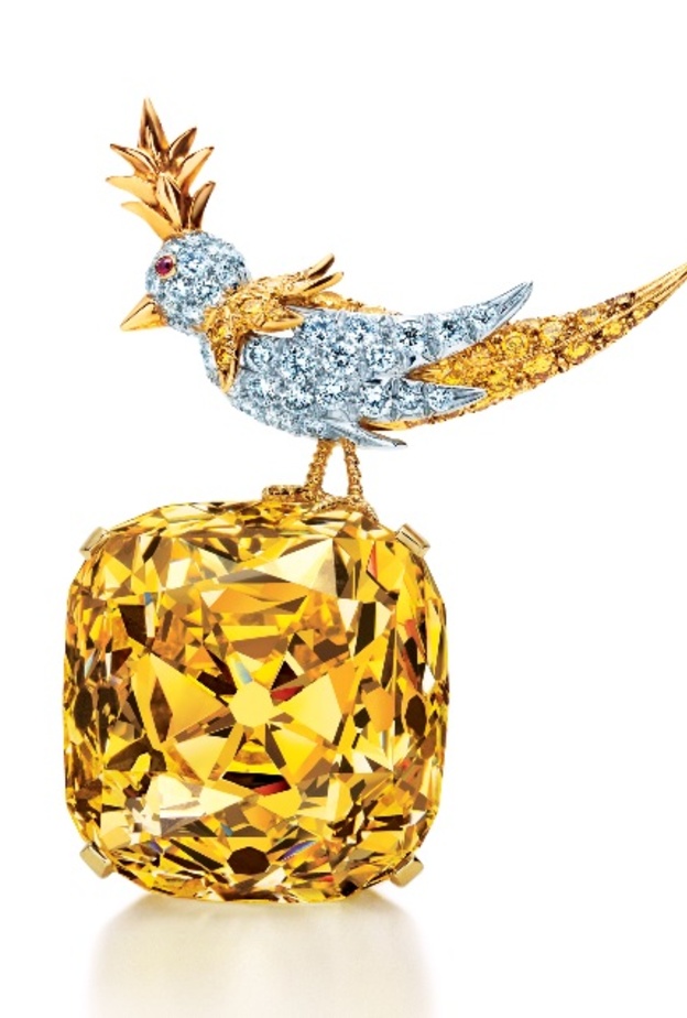 التصميم الحالي للماسة Bird on a Rock