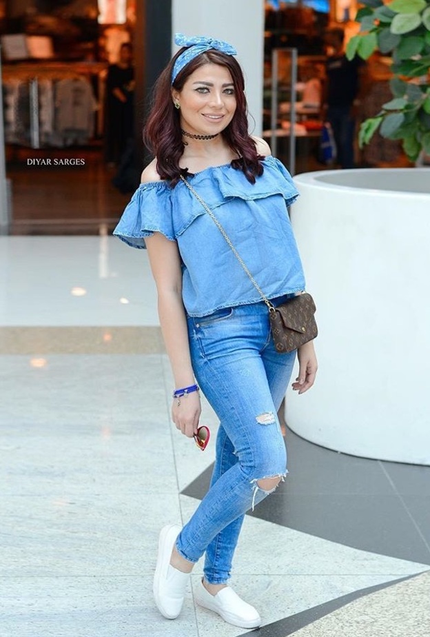 الجينز ايضا من اختيارات اريج الصباحية 