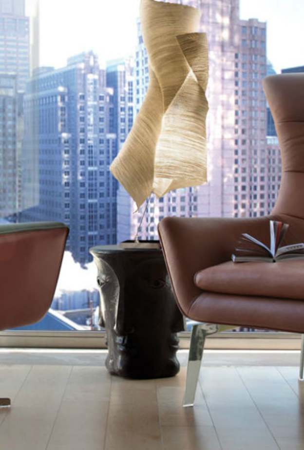 الحداثة والفخامة على كراسي الجلد الطبيعي