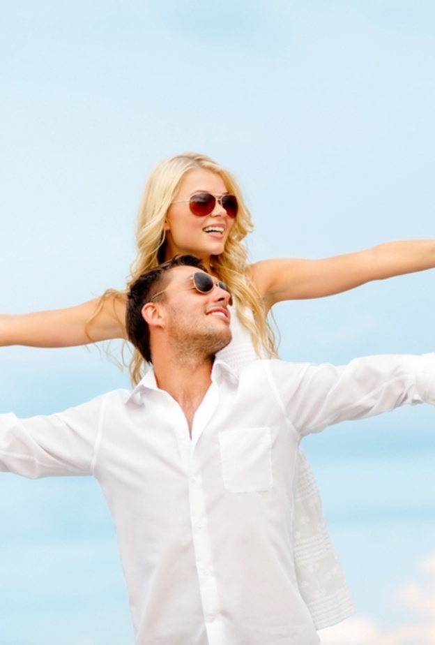 الرجل يعشق العروس العفوية