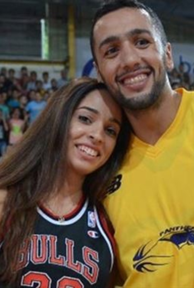 الرياضي علي حيدر يطلب يد حبيبته