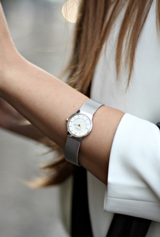 الساعة بموديل كلاسيكي تدوم طويلا