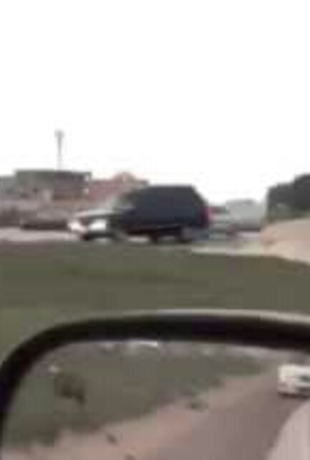  السيارة العائلية