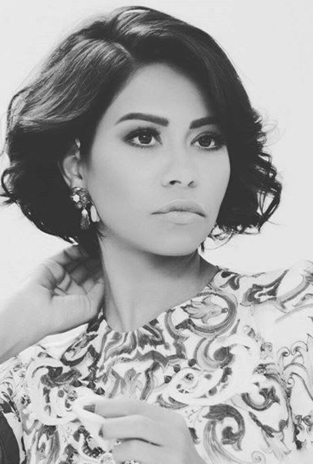 الصورة المحذوفة لشيرين وهى تبكى