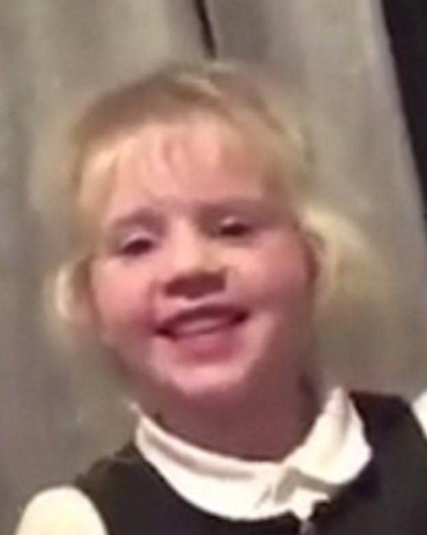 الطفلة فاجأت أهلها بخاتم ماس ثمين