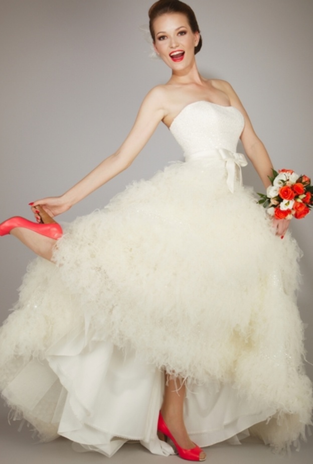 العروس الجريئة لديها خيارات كثيرة لاطلالة مميزة في يوم عرسها