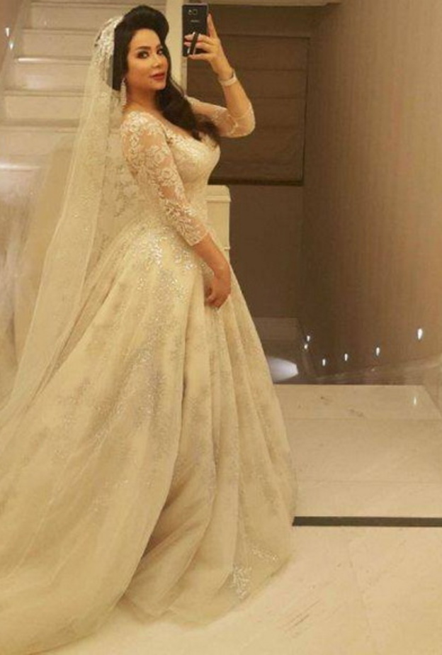 بالفيديو: لجين عمران عروس بتوقيع رامي العلي...